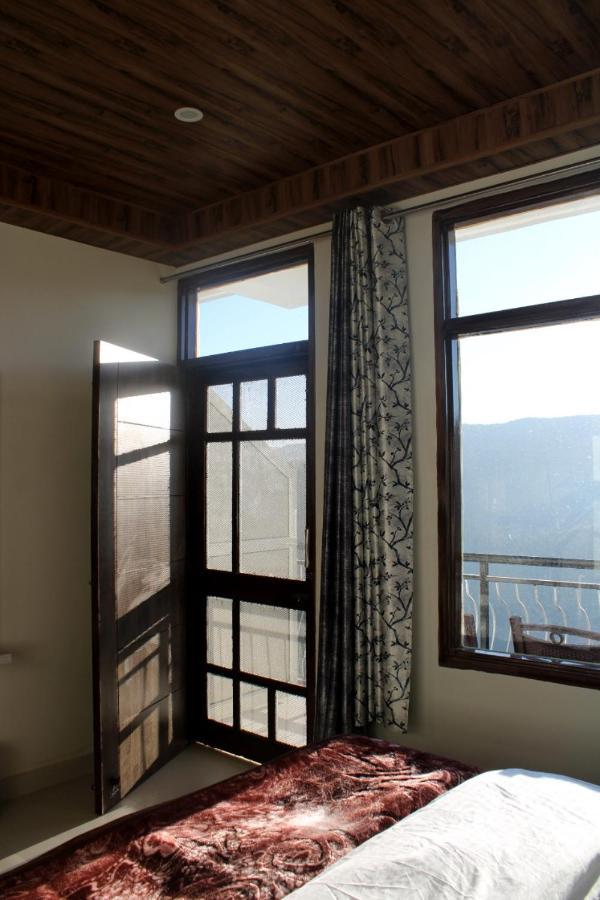 Him Aashrey B&B Homestay シムラー エクステリア 写真
